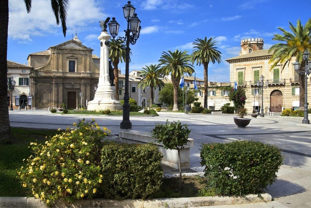 Vasto_piazza Rossetti